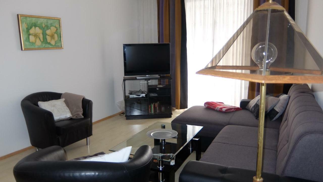 Village Appartements Вайдхофен-ан-дер-Тайя Экстерьер фото